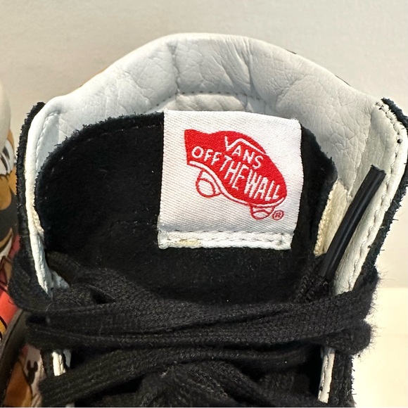 Limited Edition Vans Disney Sk8-HI Mickey & Friends - Picture 10 of 10